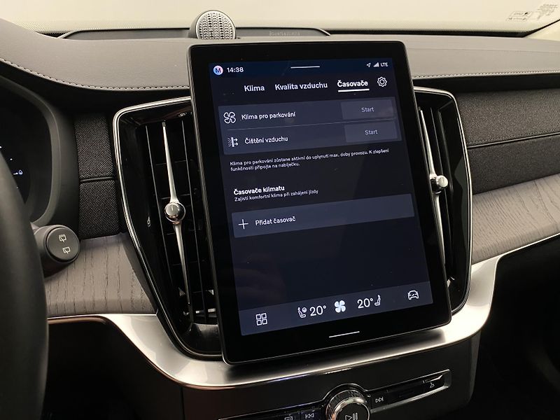 Volvo XC90 T8 RECHARGE BRIGHT ULTRA 7míst - fotka 46 z 70