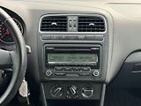 Volkswagen Polo (2011) 4Friends 1.2i 44kW - náhled 19