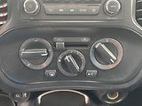 Nissan Juke (2010) 1.6i, AC, tempo - náhled 16