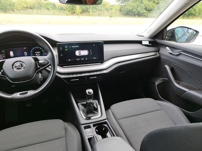 Škoda Octavia (2021) IV,1.0TSI,volat-608 081 843 - fotka 14 z 22