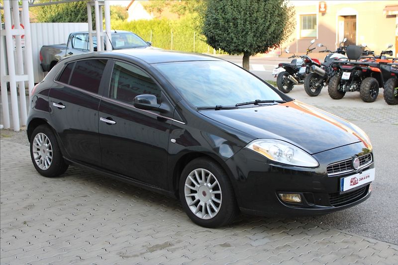 Fiat Bravo 1,4 16V Turbo 120k Emotion - fotka 2 z 4