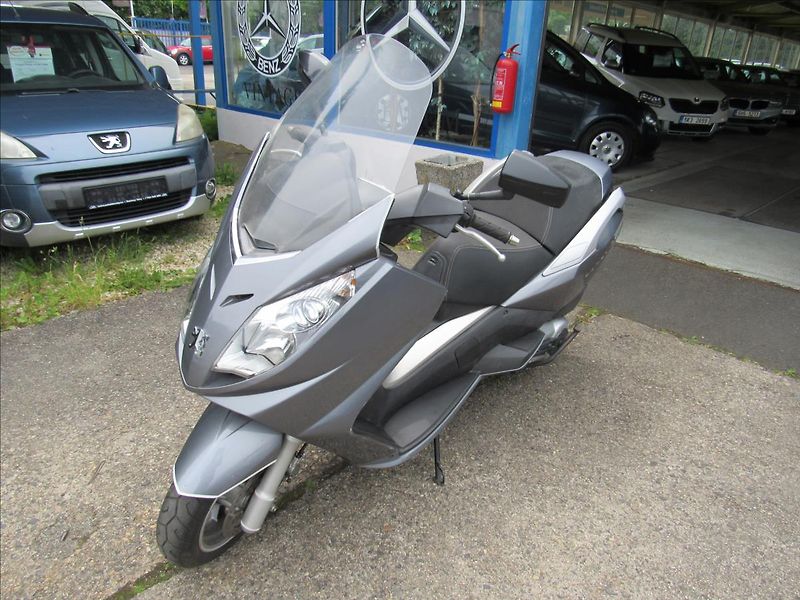 Peugeot Satelis 500 27kW Plexi štít - fotka 1 z 17