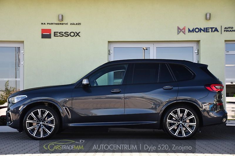 BMW X5 M50D LASER H/K HEAD-UP  - fotka 2 z 67