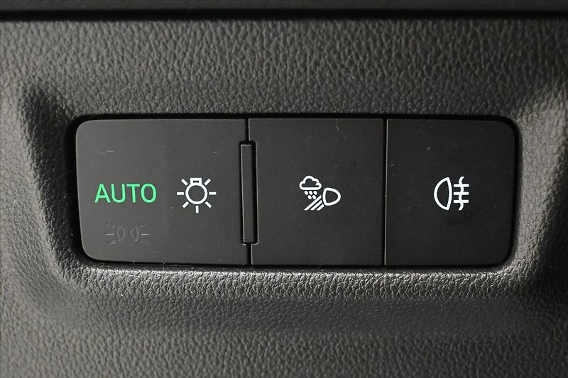 Škoda Kodiaq 2,0 TDI 142 kW Selection 4x4 T - fotka 26 z 31