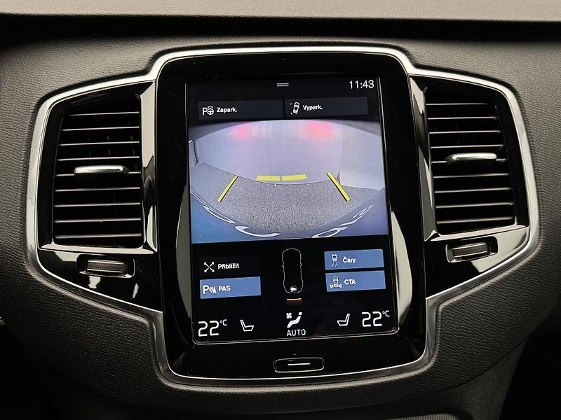 Volvo XC90 D5 AWD INSCRIPTION AUT CZ - fotka 31 z 36