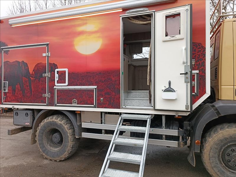Iveco Ostatní 5,9 - fotka 9 z 29