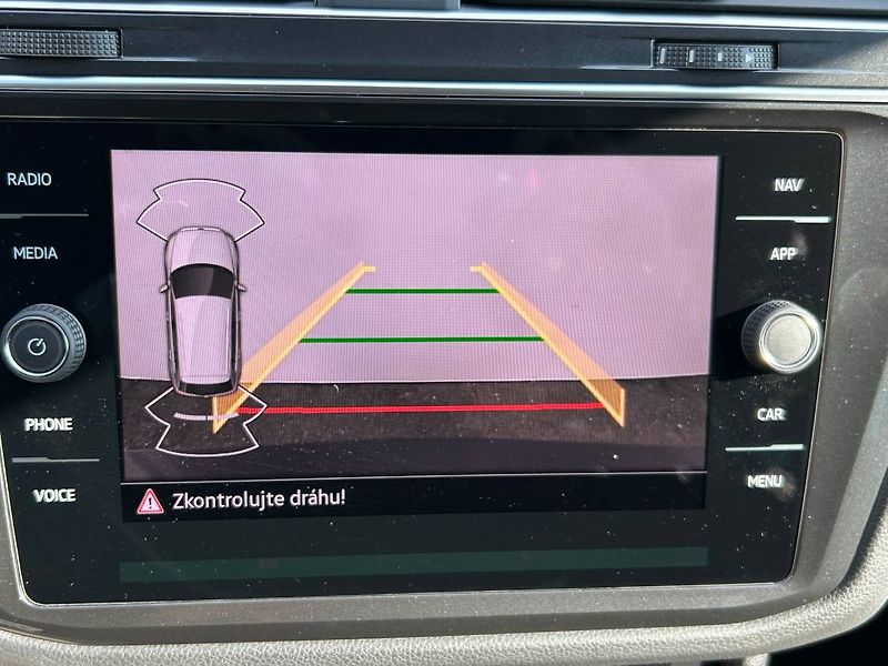 Volkswagen Tiguan (2022) 1.5 TSI 110kW záruka LED manuá - fotka 12 z 30