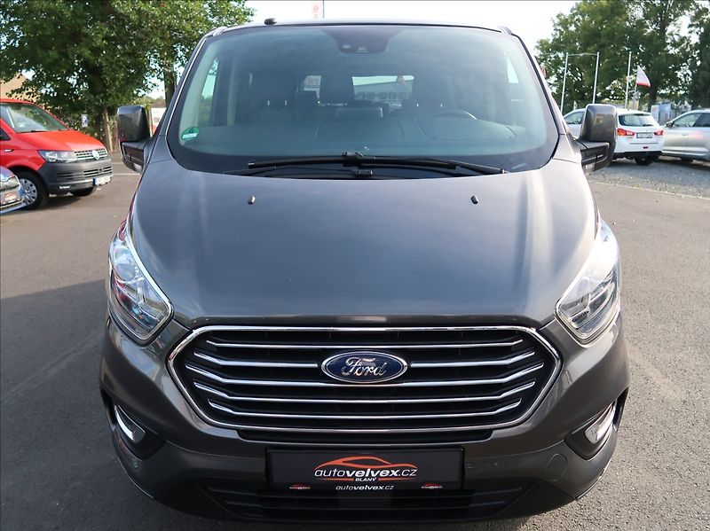 Ford Tourneo Custom 2,0 EcoBlue,96kW,9míst,navi - fotka 7 z 28