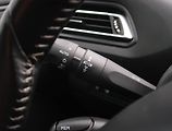 Peugeot 308 (2015) 2.0 HDI, Automat, Navi - náhled 18