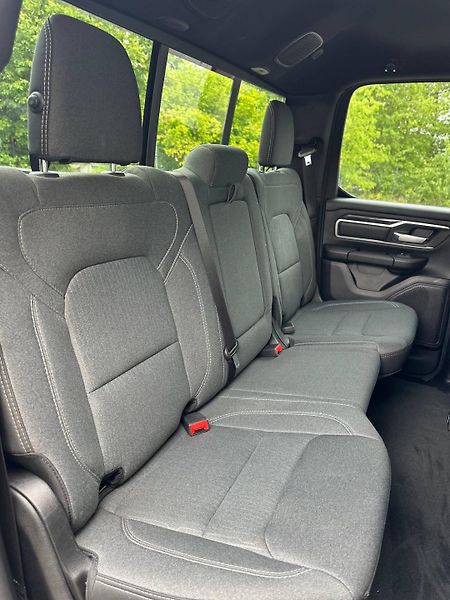 Dodge RAM (2021) 5.7 V8 HEMI LONG STAR 2021 RWD - fotka 20 z 32