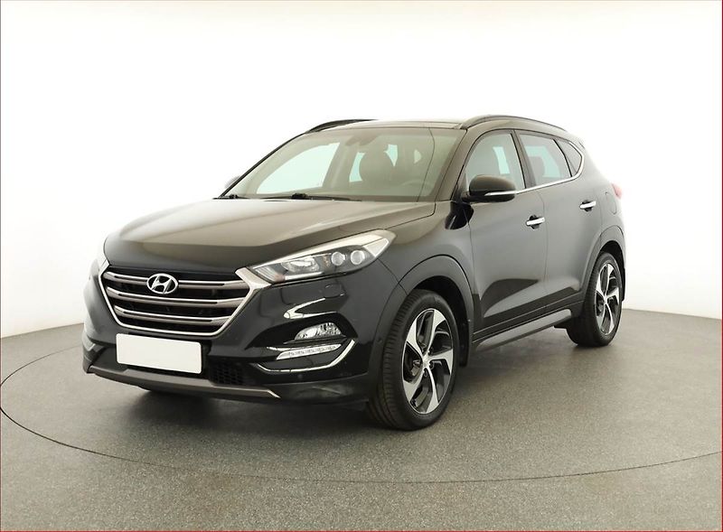 Hyundai Tucson (2016) Style 2.0 CRDi, 4X4, Automat - fotka 2 z 19