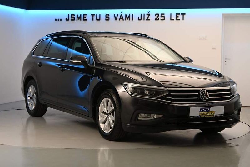Volkswagen Passat (2023) 2.0 DSG Matrix LED ACC VIRTUAL - fotka 4 z 35