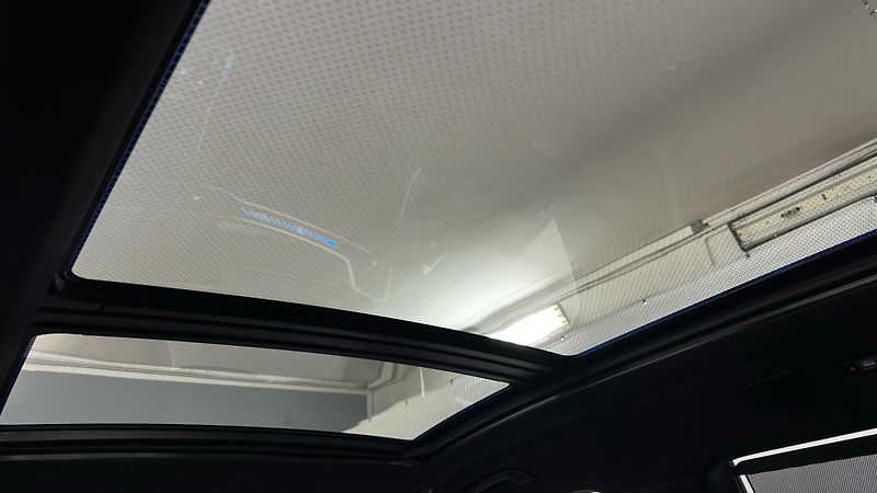 BMW X7 M60i X-DRIVE / ZÁRUKA / 7 MÍST - fotka 39 z 67