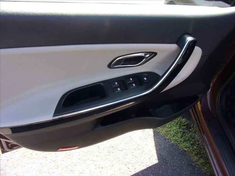 Kia Ceed 1,6 CRDi Exclusive SW - fotka 14 z 28