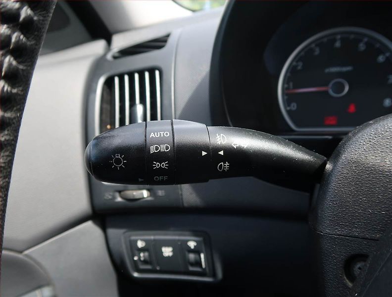 Hyundai i30 (2009) 1.6 CVVT, v provozu - fotka 16 z 18