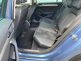Volkswagen Passat (2016) 2.0 TDi, Highline, DSG, LED - náhled 10