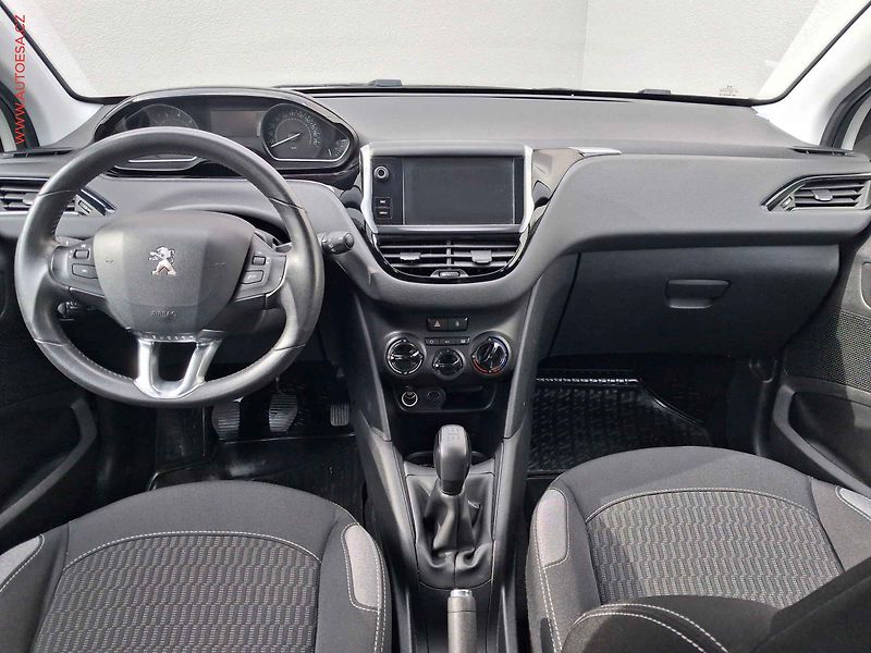 Peugeot 208 (2016) 1.2 PT, ČR, Active, +kola - fotka 8 z 15