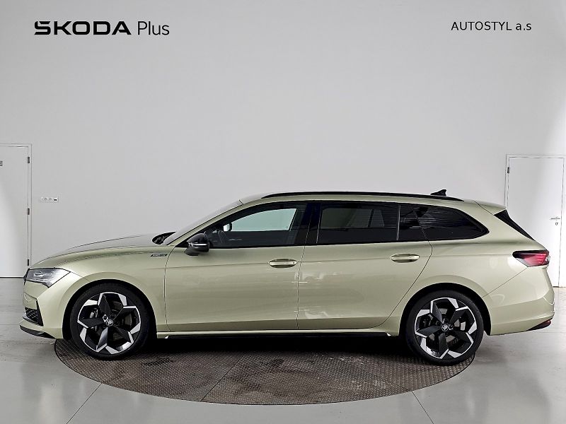 Škoda Superb (2025) 2.0TSi 195kW 4X4 SPORTLINE WEB - fotka 3 z 35