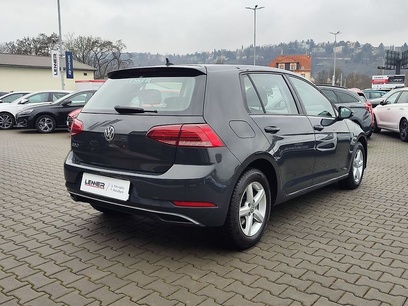 Volkswagen Golf 1.0 TSI/85kW Maraton Edition - fotka 5 z 29
