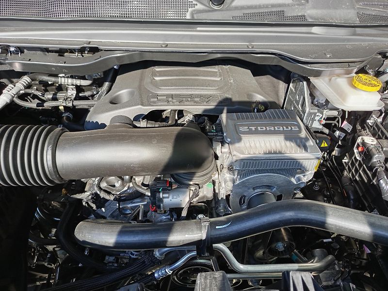 Dodge RAM (2026) V8, 5.7l, Limited night edit. - fotka 24 z 27