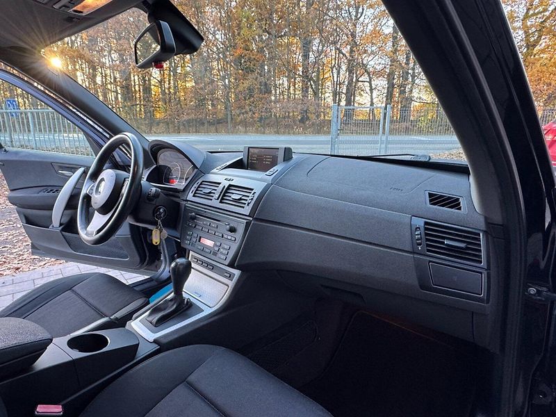 BMW X3 (2005) 3.0 170kW,xDrive - fotka 17 z 30