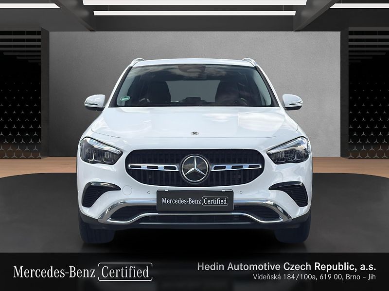 Mercedes-Benz GLA 200 d 4M Progressive Advanced - fotka 8 z 27