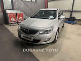 Opel Astra (2011) 1.4 i - náhled 1