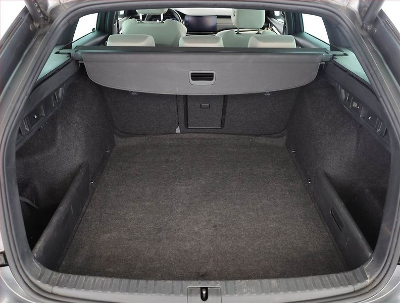 Škoda Octavia (2023) Style 2.0 TDI, 4X4, Automat - fotka 16 z 17