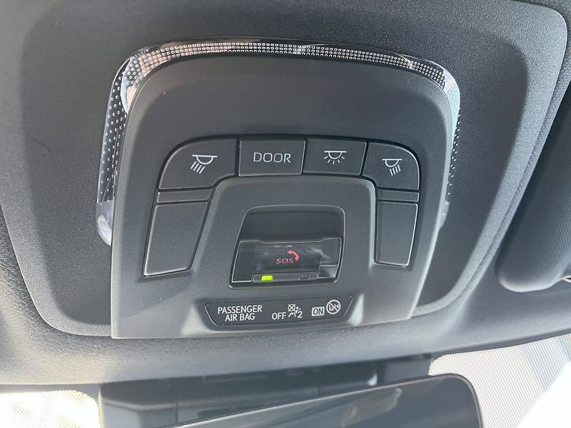 Toyota Corolla 2.0L HEV GR SPORT - fotka 26 z 29