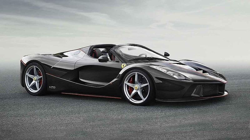 Ferrari slaví 70 let od vzniku prvního modelu.