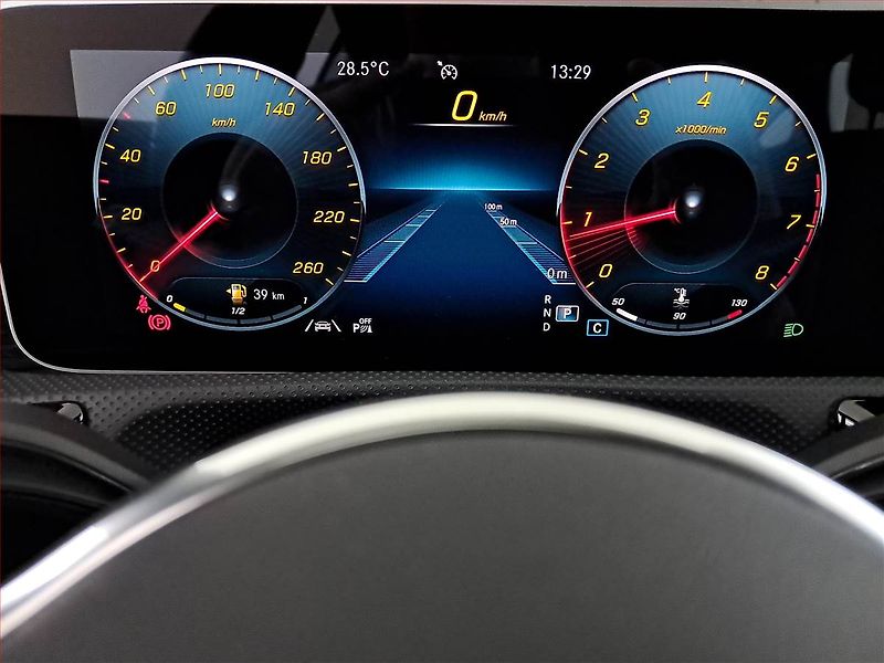 Mercedes-Benz CLA (2020) 180 - fotka 11 z 23