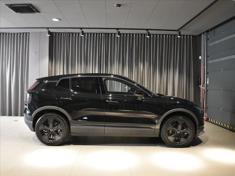 Volvo EX30 0,0 CROSS COUNTRY ULTRA TWIN - fotka 3 z 24