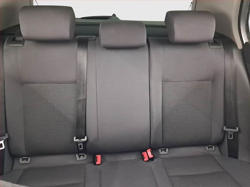 Volkswagen Golf (2008) 1.6, Automat, nová STK - fotka 10 z 17