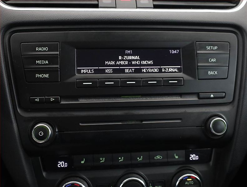 Škoda Octavia (2013) Elegance 2.0 TDI, Serv.kniha - fotka 12 z 16