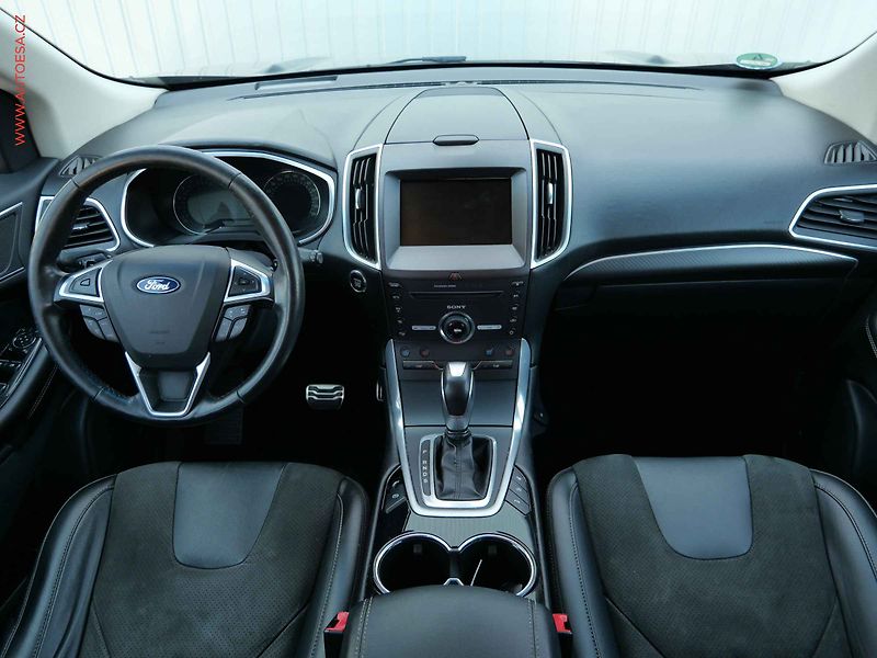 Ford Edge (2016) 2.0 TDCi 4x4, Sport, AT - fotka 8 z 30