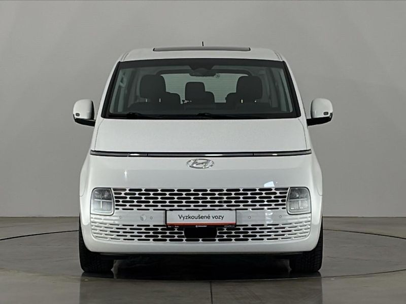 Hyundai Staria Tour 4x4 - fotka 4 z 31