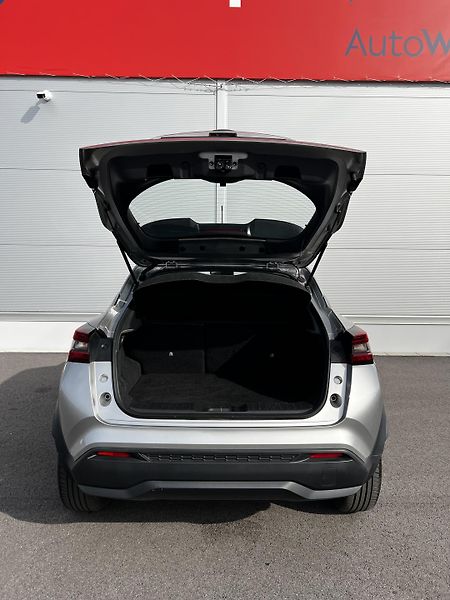 Nissan Juke 1.0 DIG-T 84kW 1.Maj DPH - fotka 22 z 22