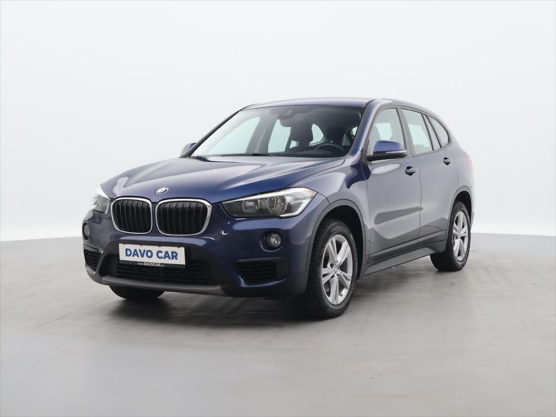 BMW X1 1,5 18i sDrive Advantage - fotka 3 z 32