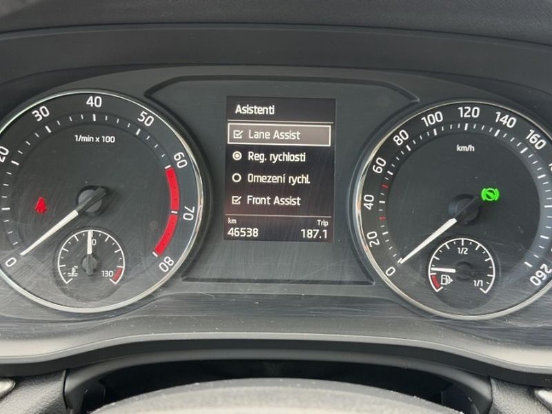 Škoda Octavia (2024) 1.5TSi 110kW E-Tec  - fotka 8 z 15