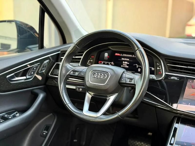Audi Q7 (2021) Moderní generace Audi Q7 - fotka 19 z 20