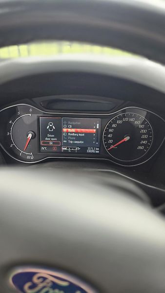 Ford Mondeo (2014) Titanium - fotka 6 z 7