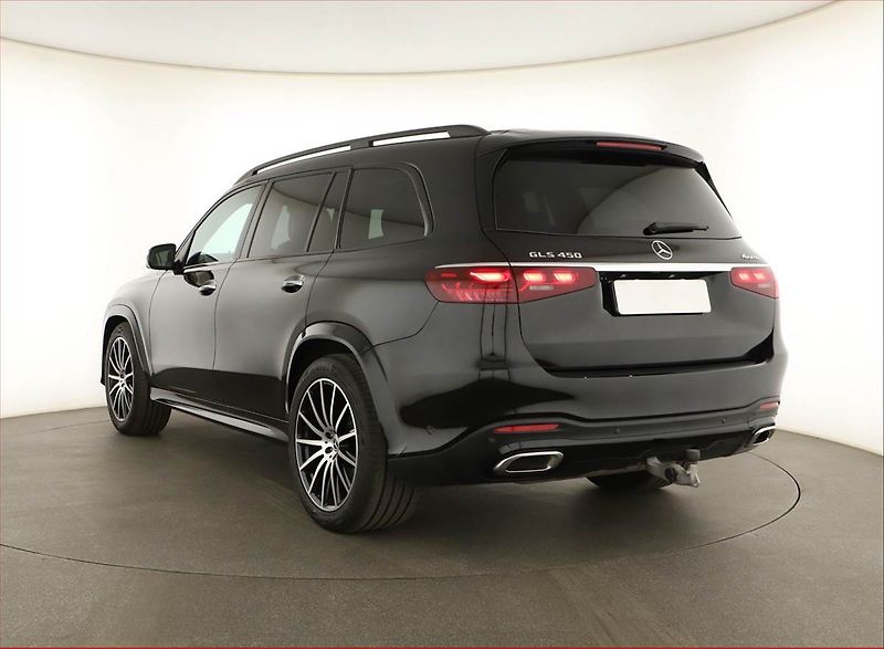 Mercedes-Benz GLS (2026) 450 4MATIC, AMG, VZDUCH - fotka 4 z 21
