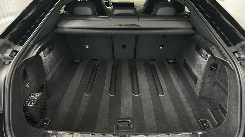 BMW X6 M60i / ZÁRUKA / TAŽNÉ  - fotka 25 z 70