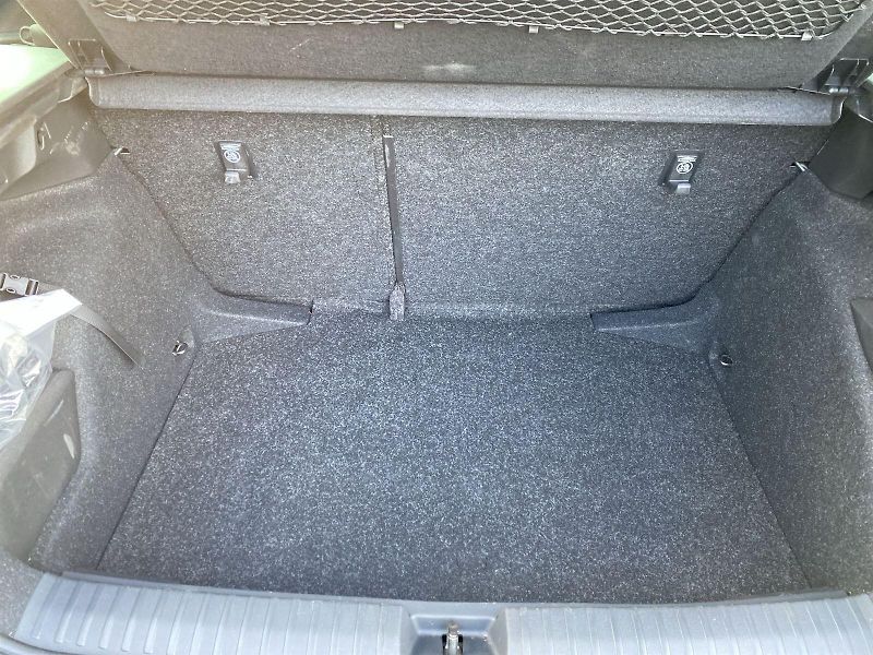 Škoda Kamiq (2023) 1.0 TSI DSG Monte Carlo - fotka 28 z 39