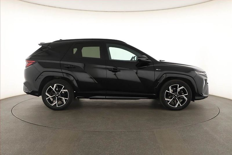 Hyundai Tucson (2025) 1.6 T-GDI, N-LINE, AUTOMAT - fotka 6 z 20