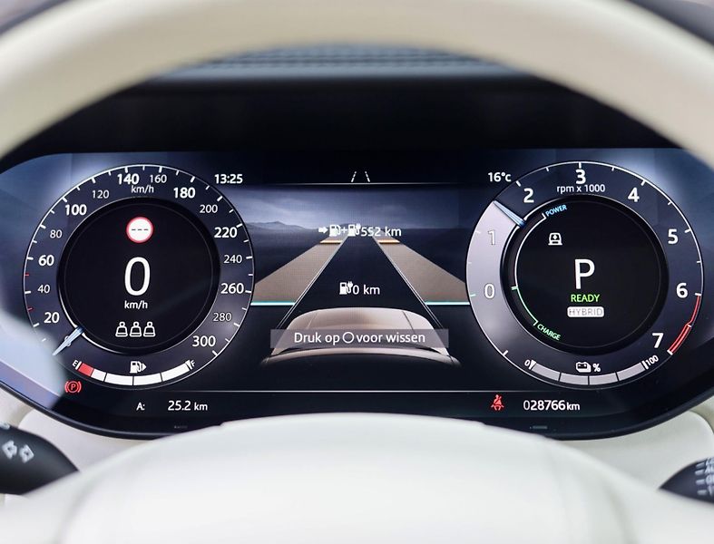 Land Rover Range Rover (2024) P460e Autobiography LWB - fotka 36 z 50