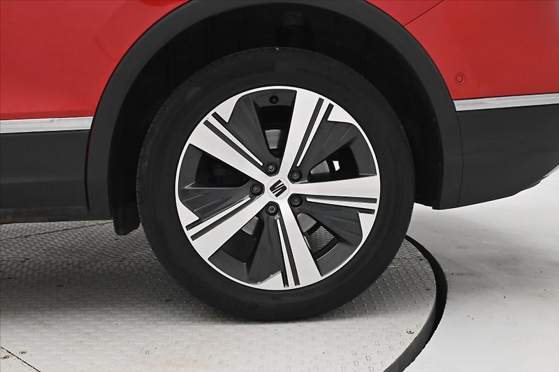 Seat Tarraco 2,0 TDI 147 kW 4x4 DSG XCELLEN - fotka 33 z 33