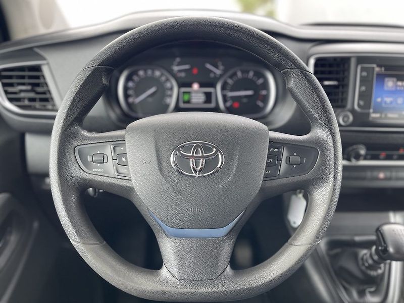 Toyota ProAce Verso 1.5D-4D, ČR-1m, Shuttle, DPH - fotka 13 z 29
