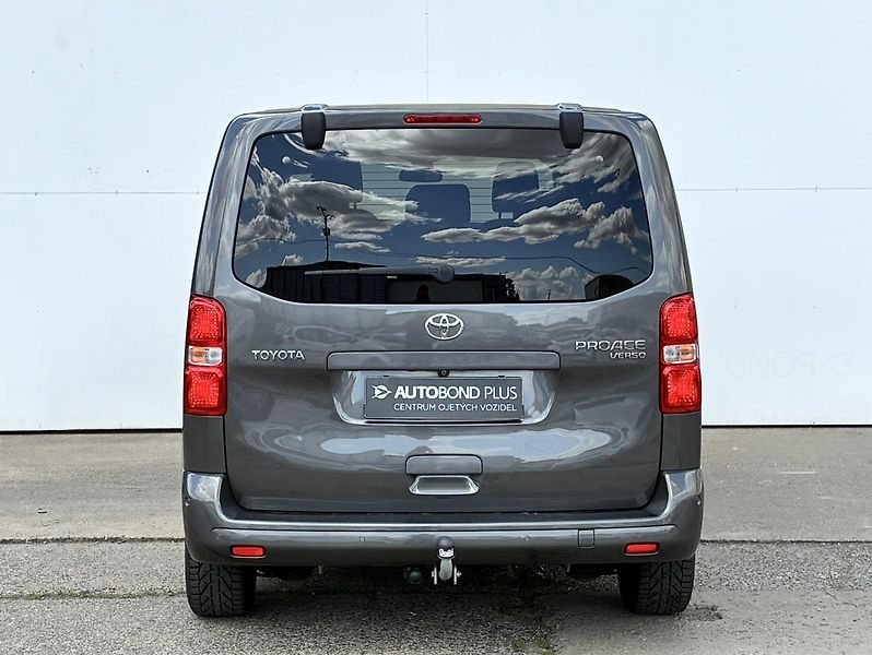 Toyota ProAce Verso 2.0 D-4D 130kW L1 Family Tažné - fotka 9 z 25
