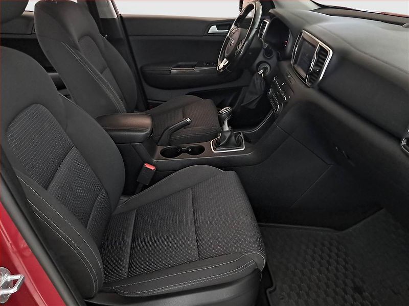 Kia Sportage (2017) 1.6 GDI, ČR,1.maj, Serv.kniha - fotka 9 z 25